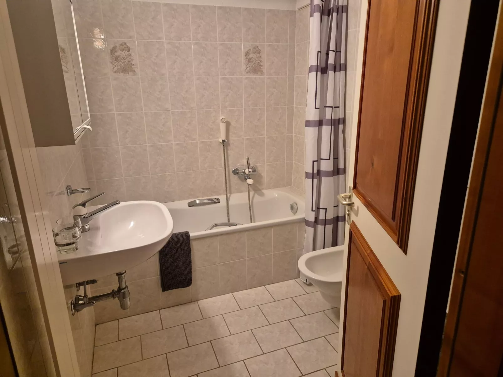 Executive mit 6 Schlafzimmern und 2 Bädern-Dedans