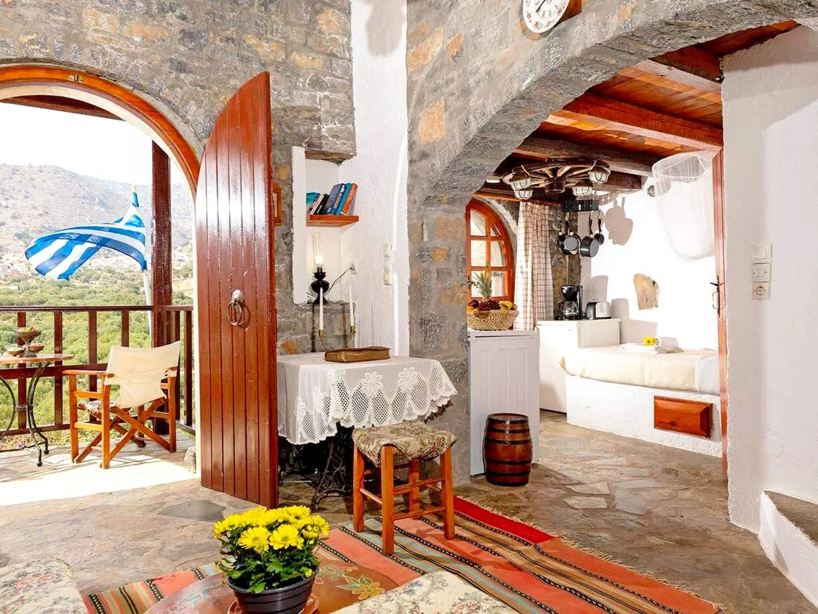 Authentisches kretisches Steinhaus Clio mit Aussicht-Drinnen