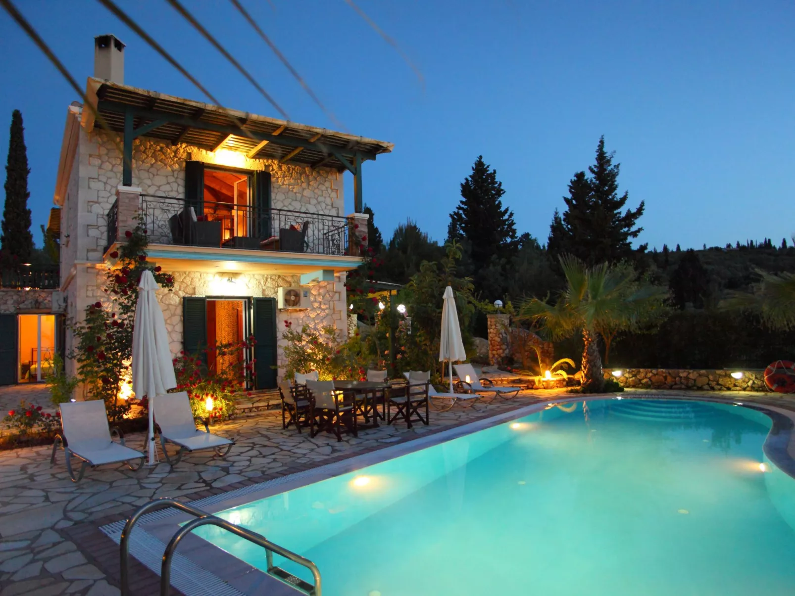 Für 6 Personen und 2 Kinder auf Lefkada-Outside