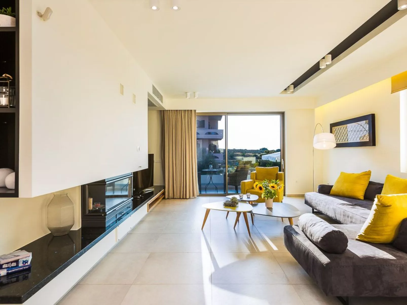 Villa Amelia I Kostenloser 8-Sitzer Mini-Van und Pool-Inside