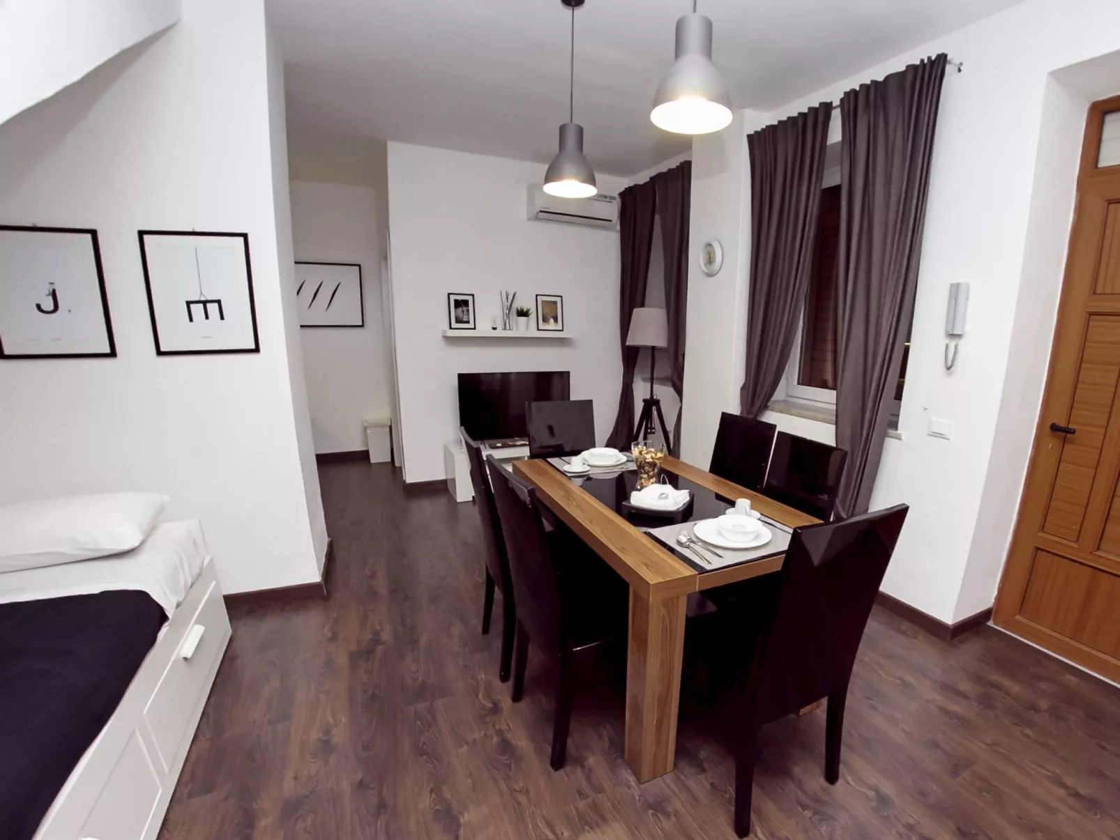 Wohnung 'Maestri' mit privatem Garten-Inside