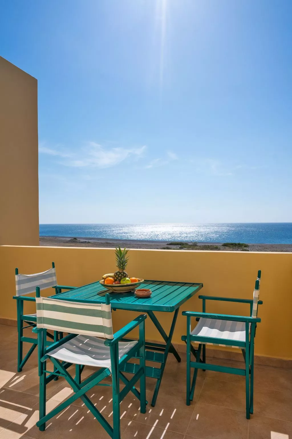 Mare Blu 1 am Strand-Outside