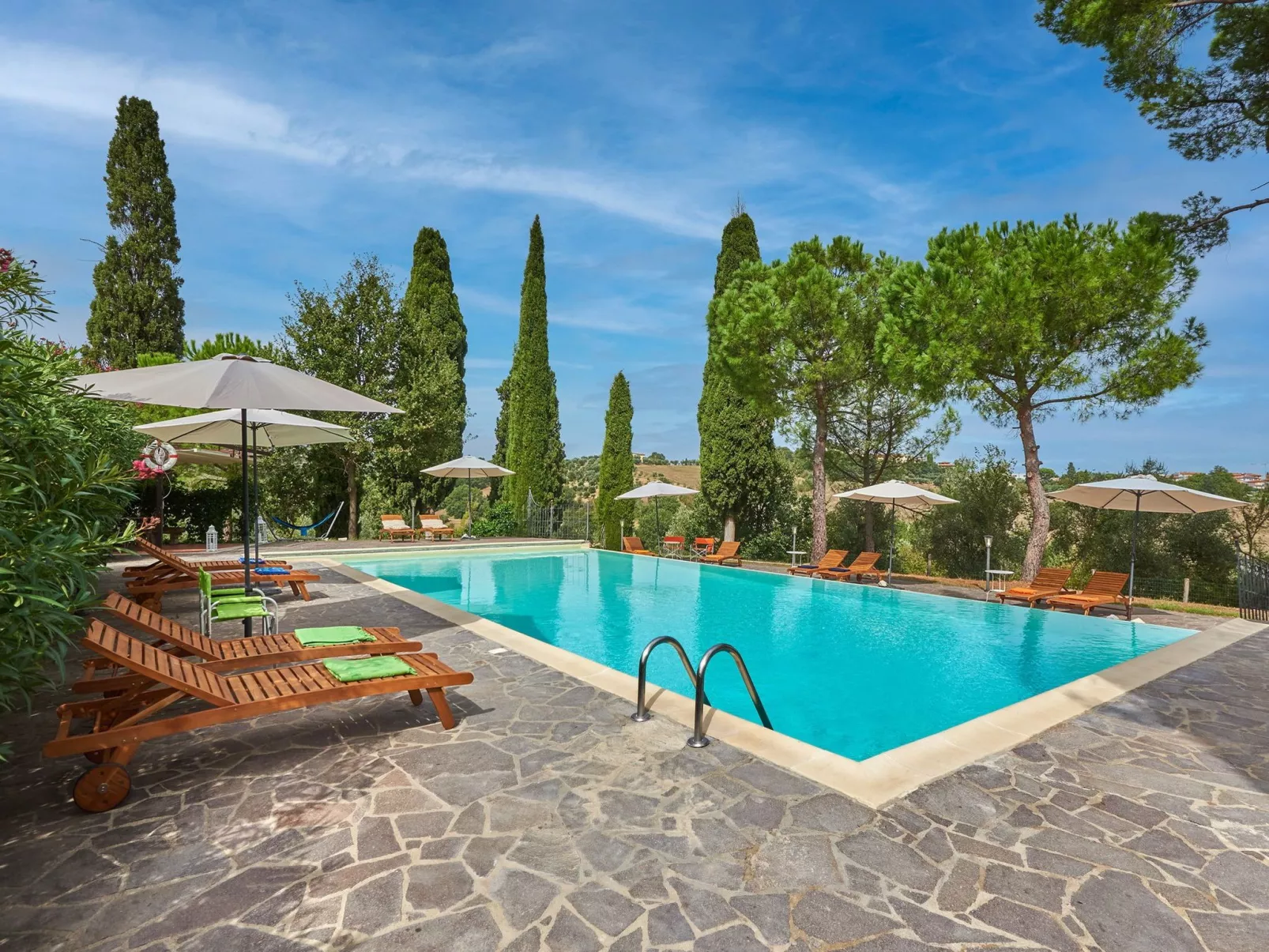 'Verbena' mit Pool-Outside