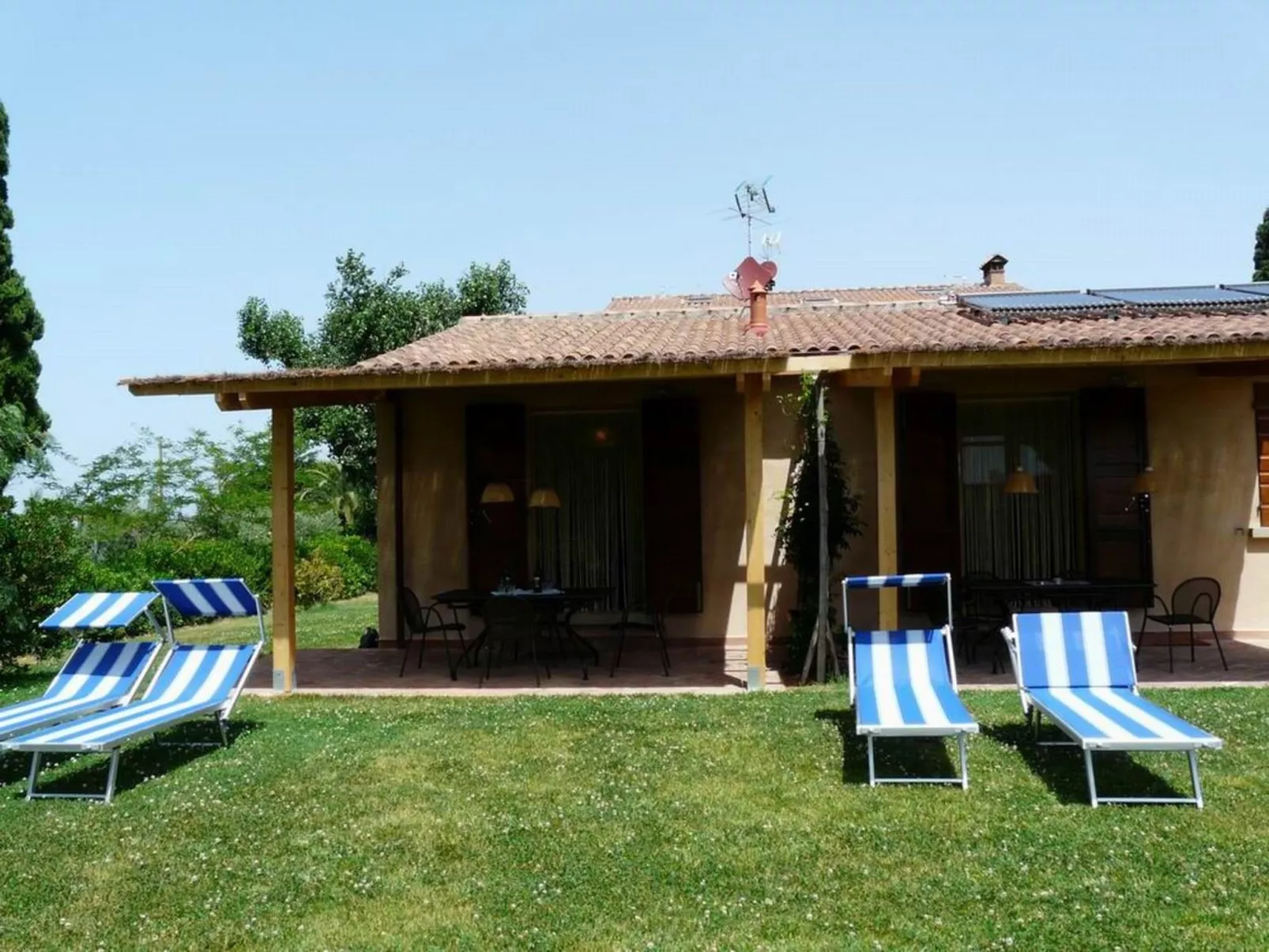 Melo Peperosa' Wohnung mit Terrasse-Draußen