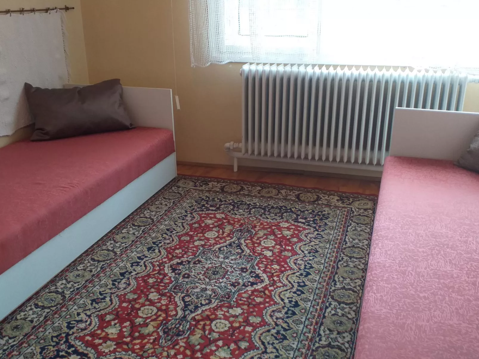 Bequem eingerichtetes Familienhaus für 8 Personen-Dedans