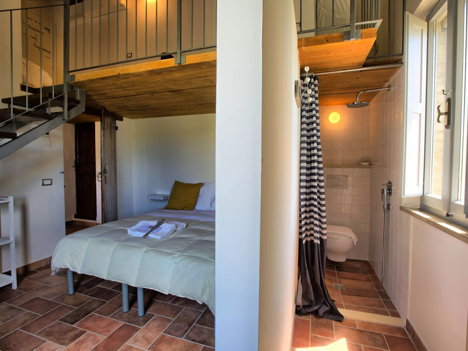 Haus der Musik 270m Veranda, Garten und Pool-Inside