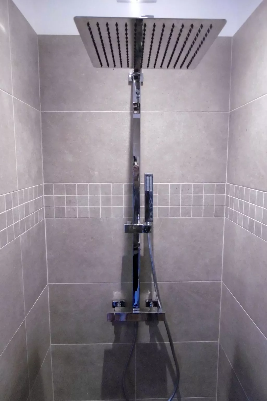 Appartement mit Infinity-Pool-Dedans