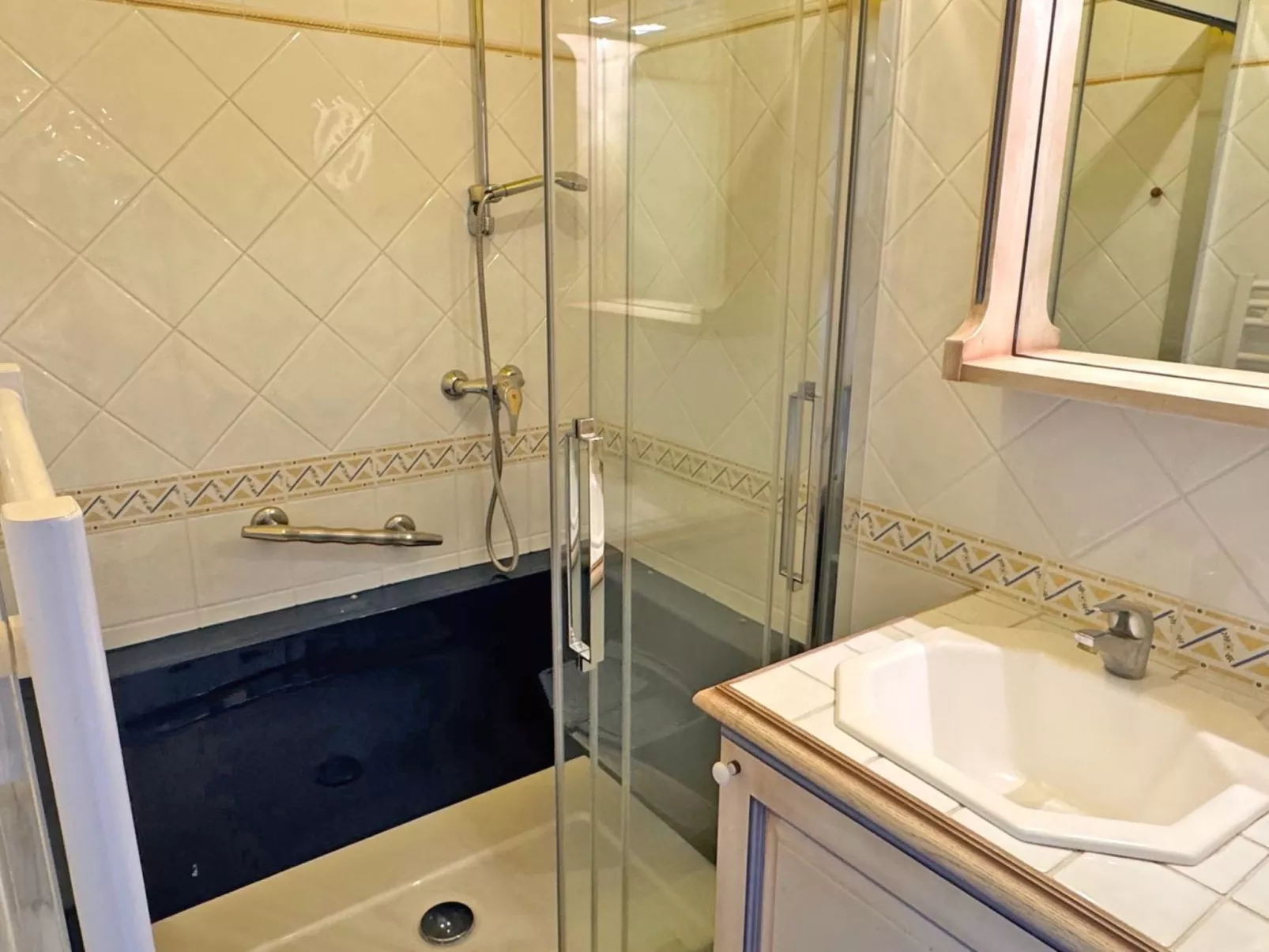 Wohnung T3 - 6 pers - Residenz Swimmingpool - Klimaanlage-Drinnen