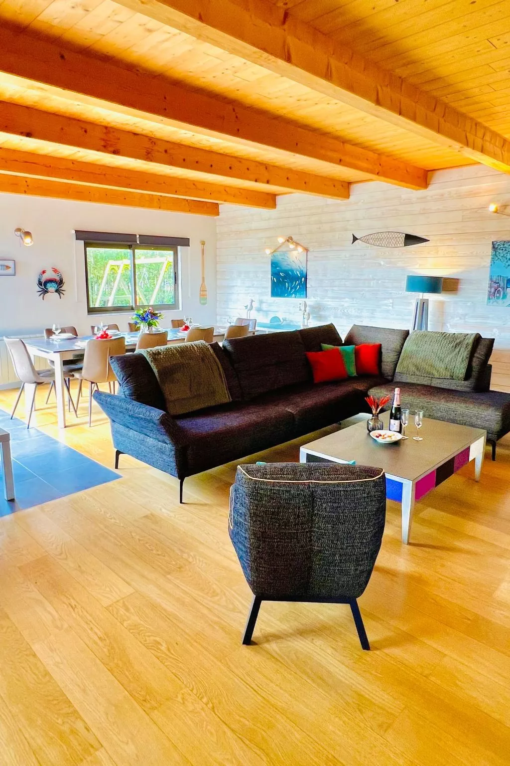 Große Villa am Meer mit privatem Spa Bereich-Dedans