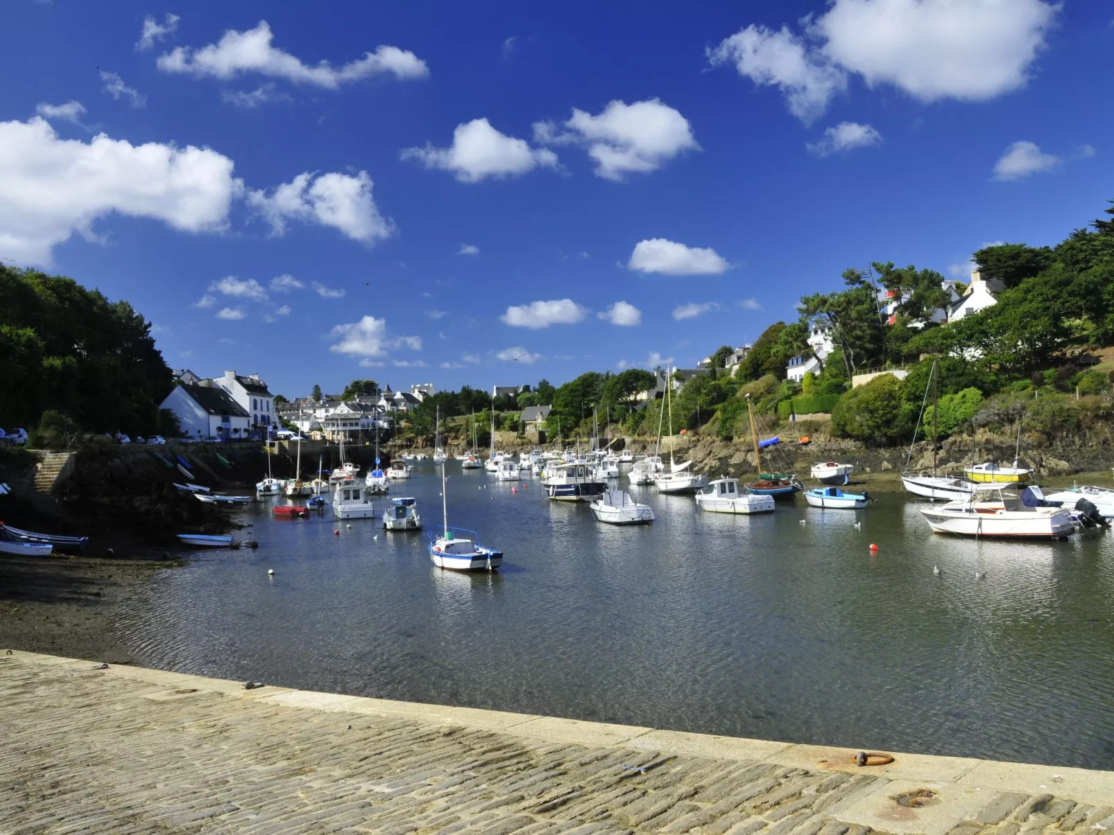 Domäne mit eigenem Garten und Grill-Dehors