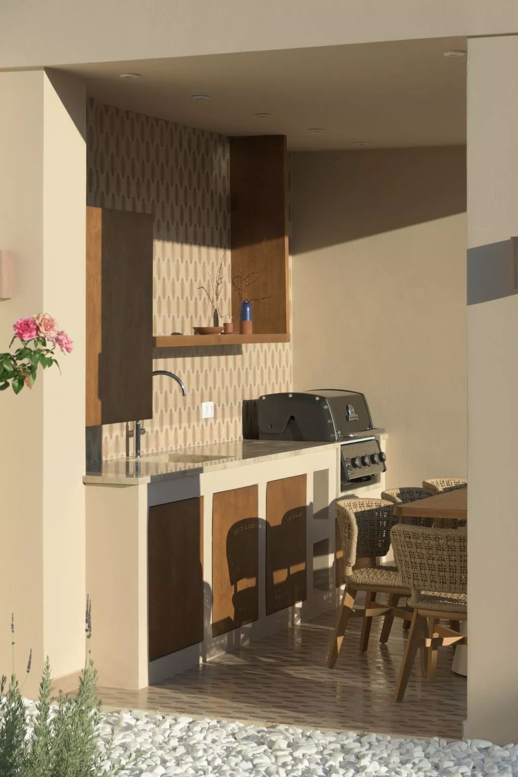 Neu renovierte Familienvilla mit privatem Pool BBQ-Outside