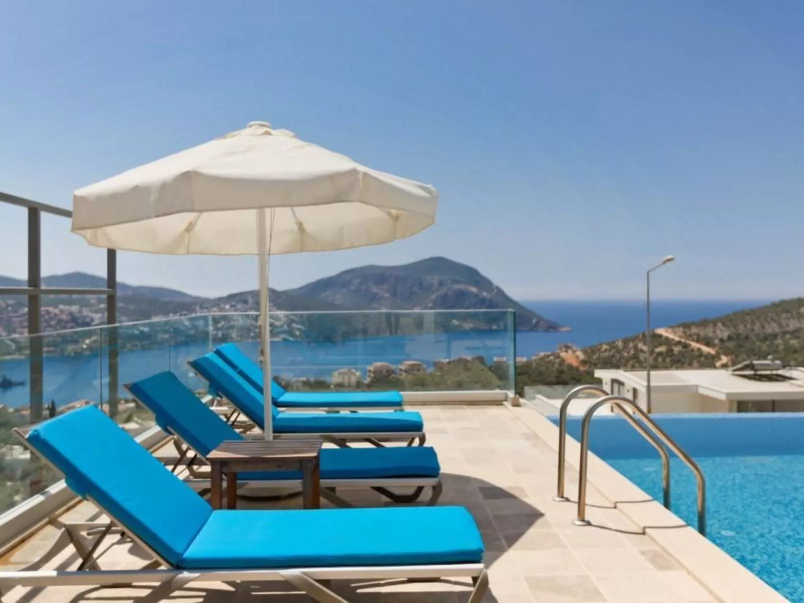 Villa Pool 2 mit Meerblick-Draußen