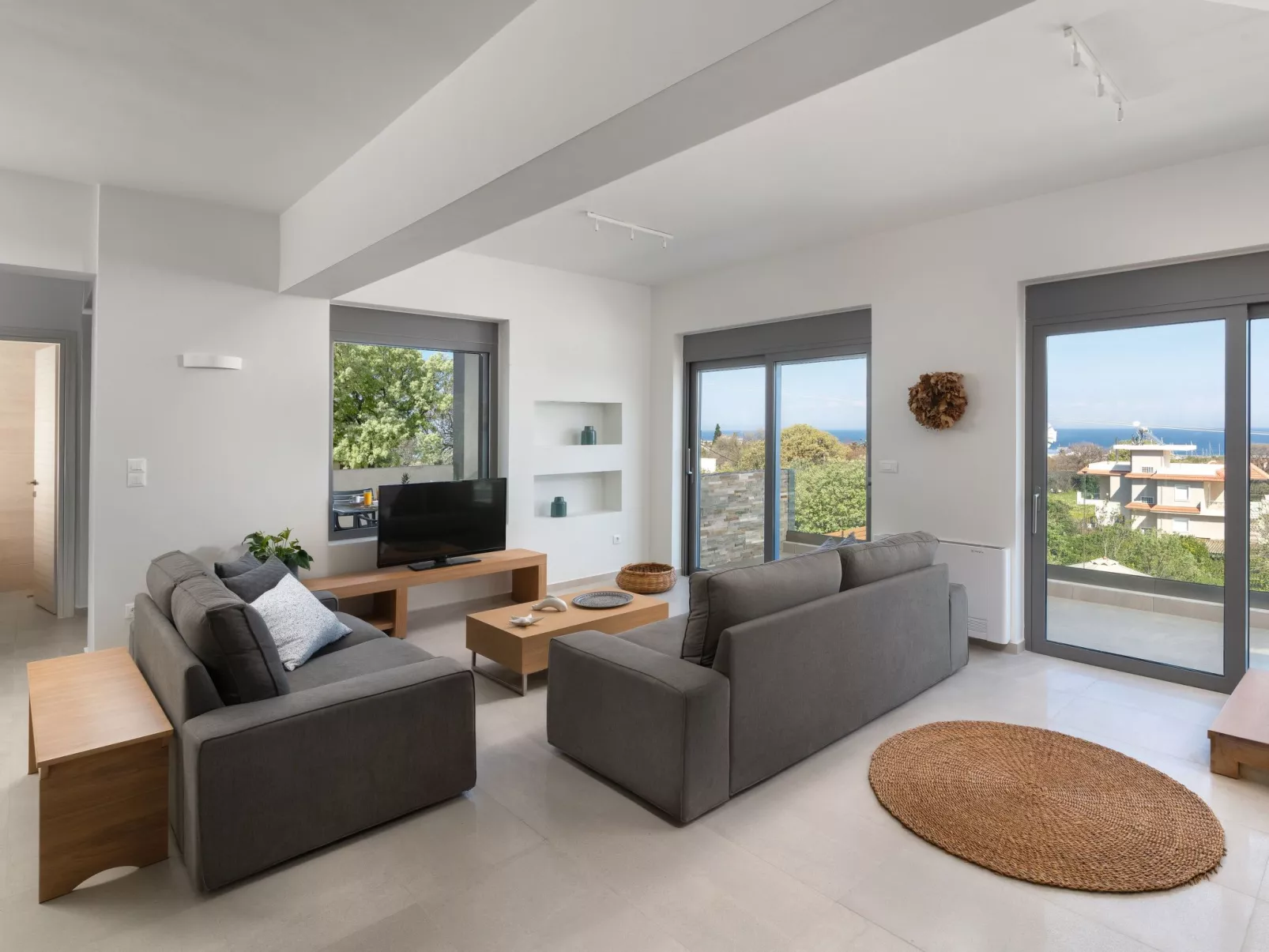 Schöne Pool-Villa Terpsis-Dedans