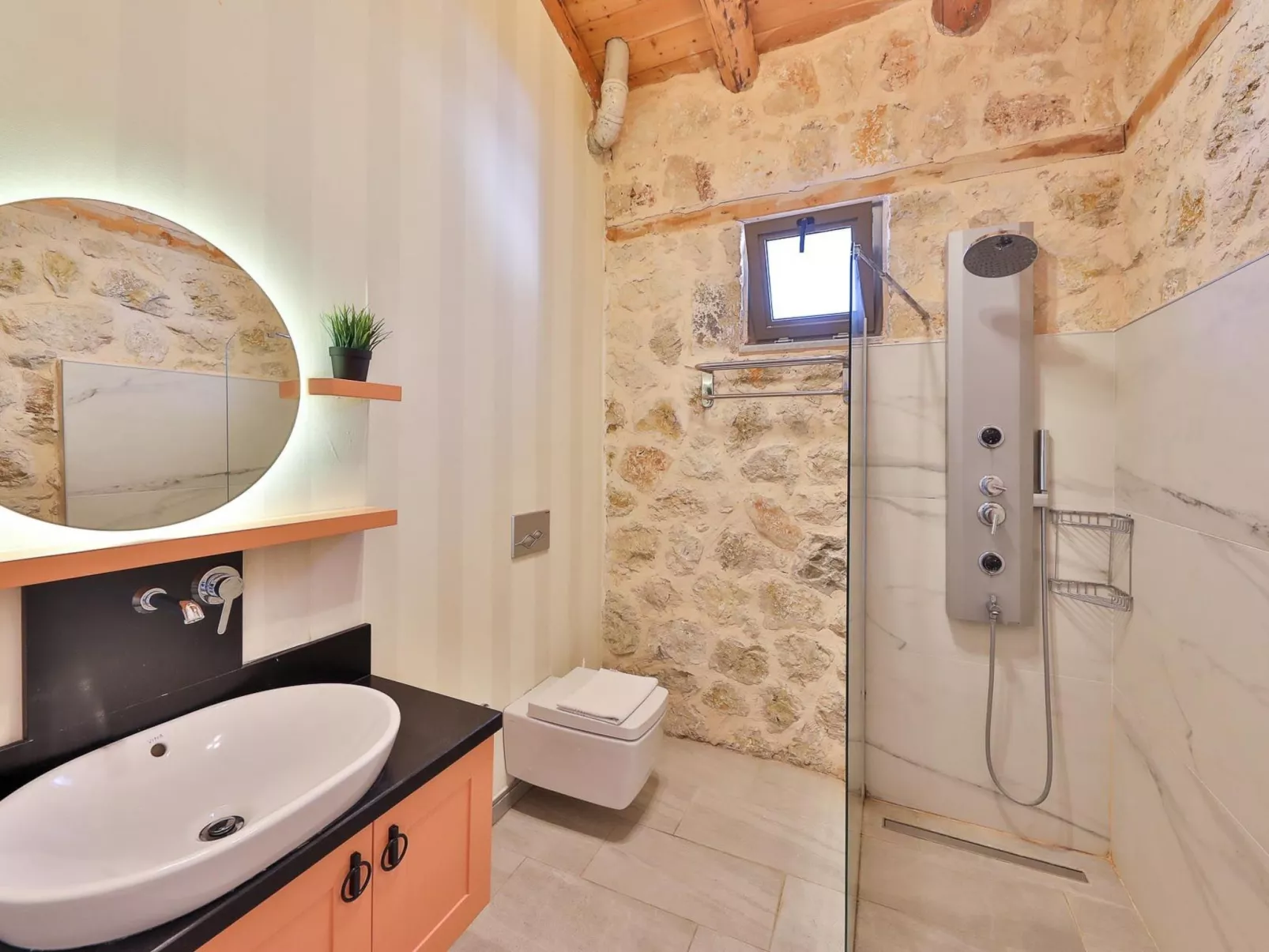 Natursteinhaus mit Pool in Kalkan Islamlar-Inside