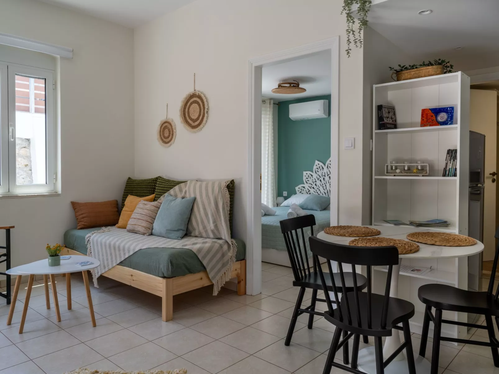 Der Garten von Zephyrus - Halepa - Drinnen