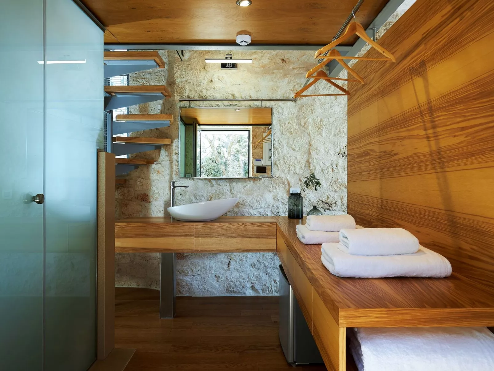 New Olives and Thyme, Meerblick mit 2 beheizten Pools-Dedans