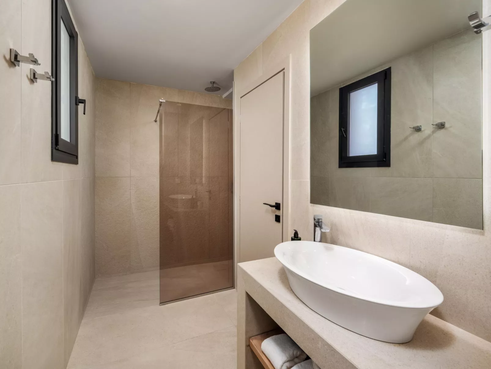 Terra Magna- Alba Villa-Inside