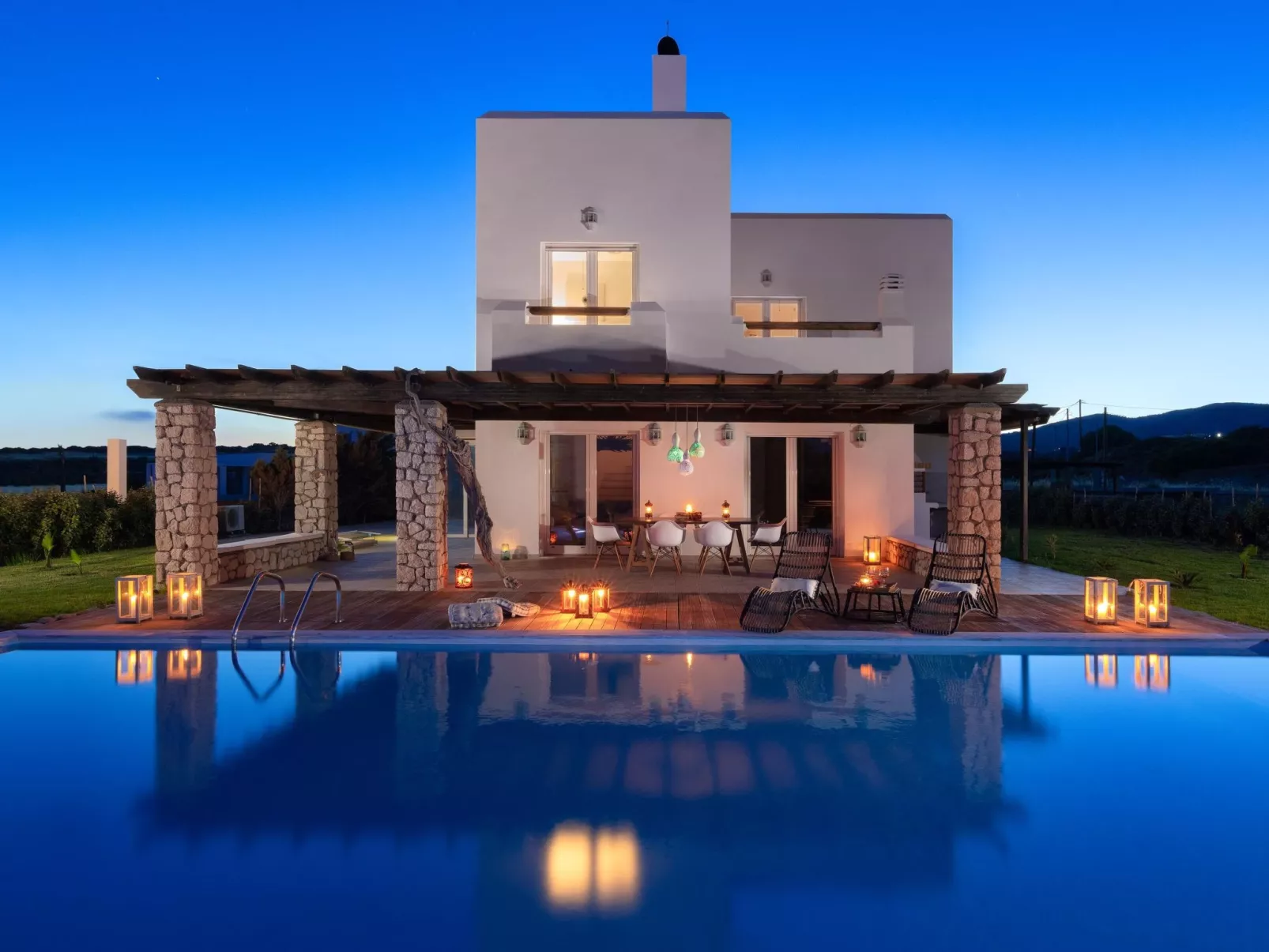 Villa Sevil mit Meerblick-Outside