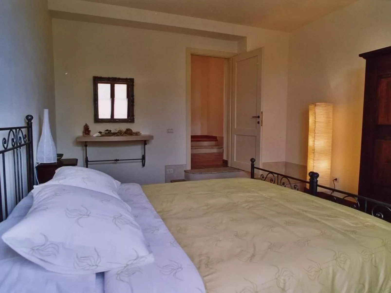 Flach "Madonnino quercia-Inside