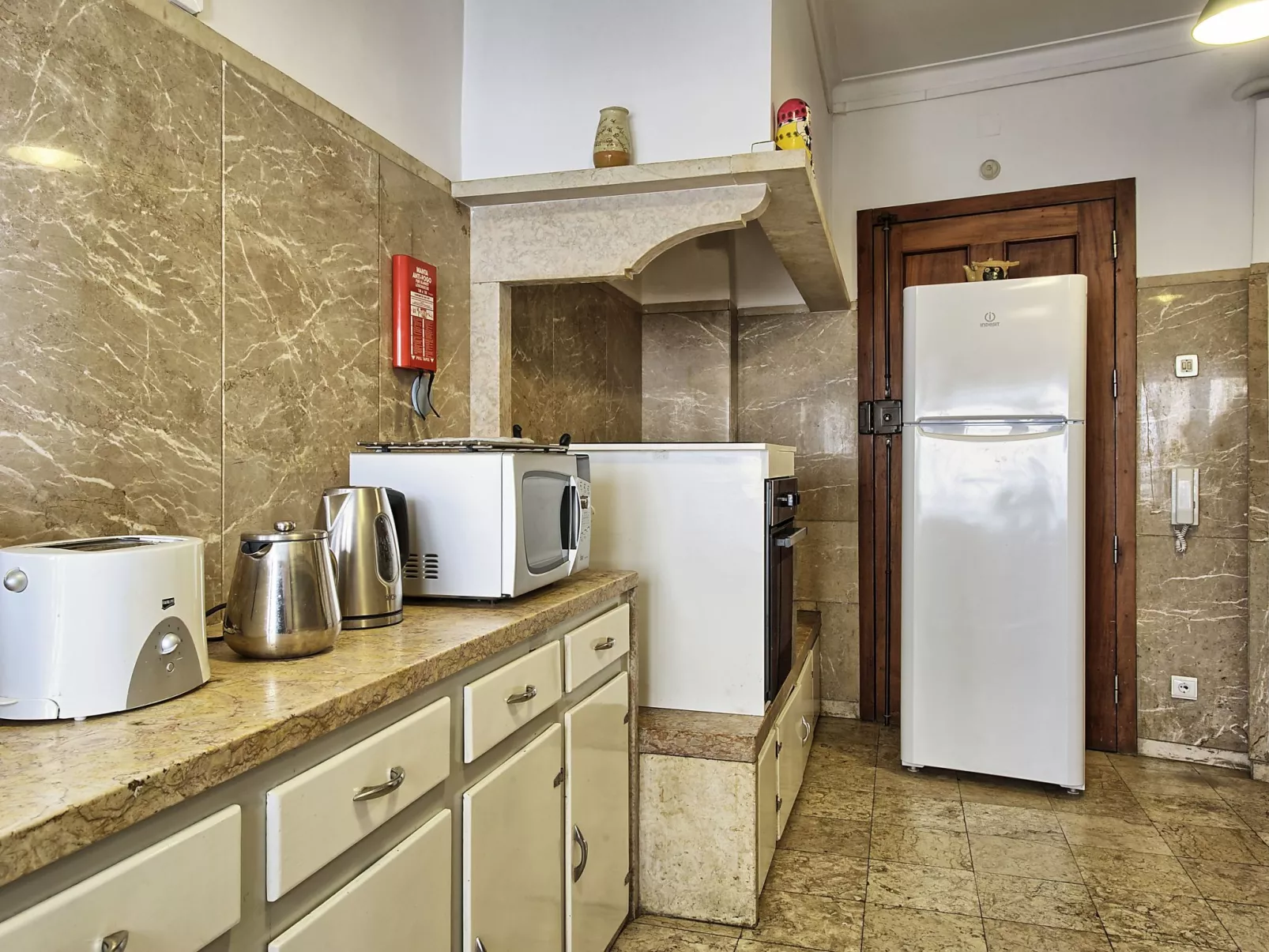 Studio für 17 Personen und 1 Kind in Lissabon-Inside