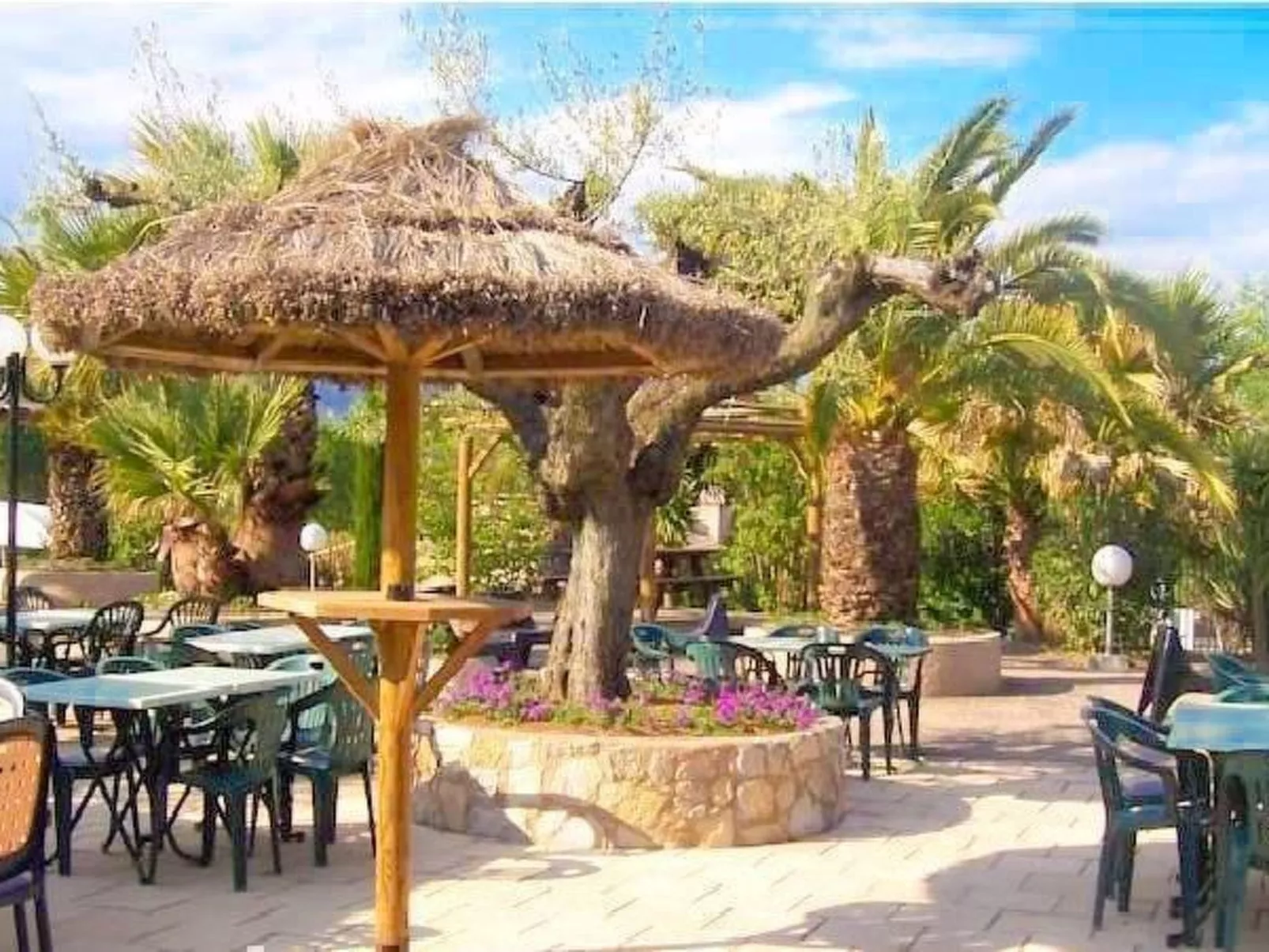 Mobilheim an der Cote d'Azur-Draußen