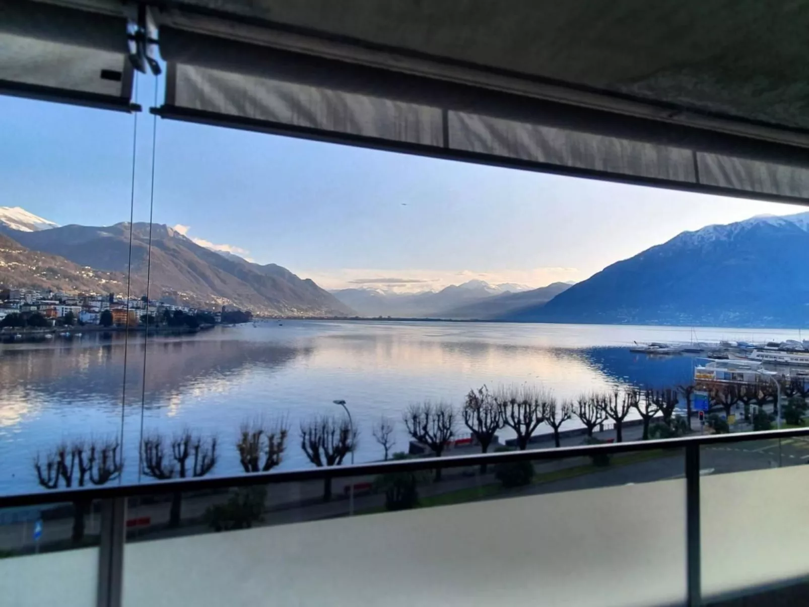 Lake View Penthouse 701-Draußen