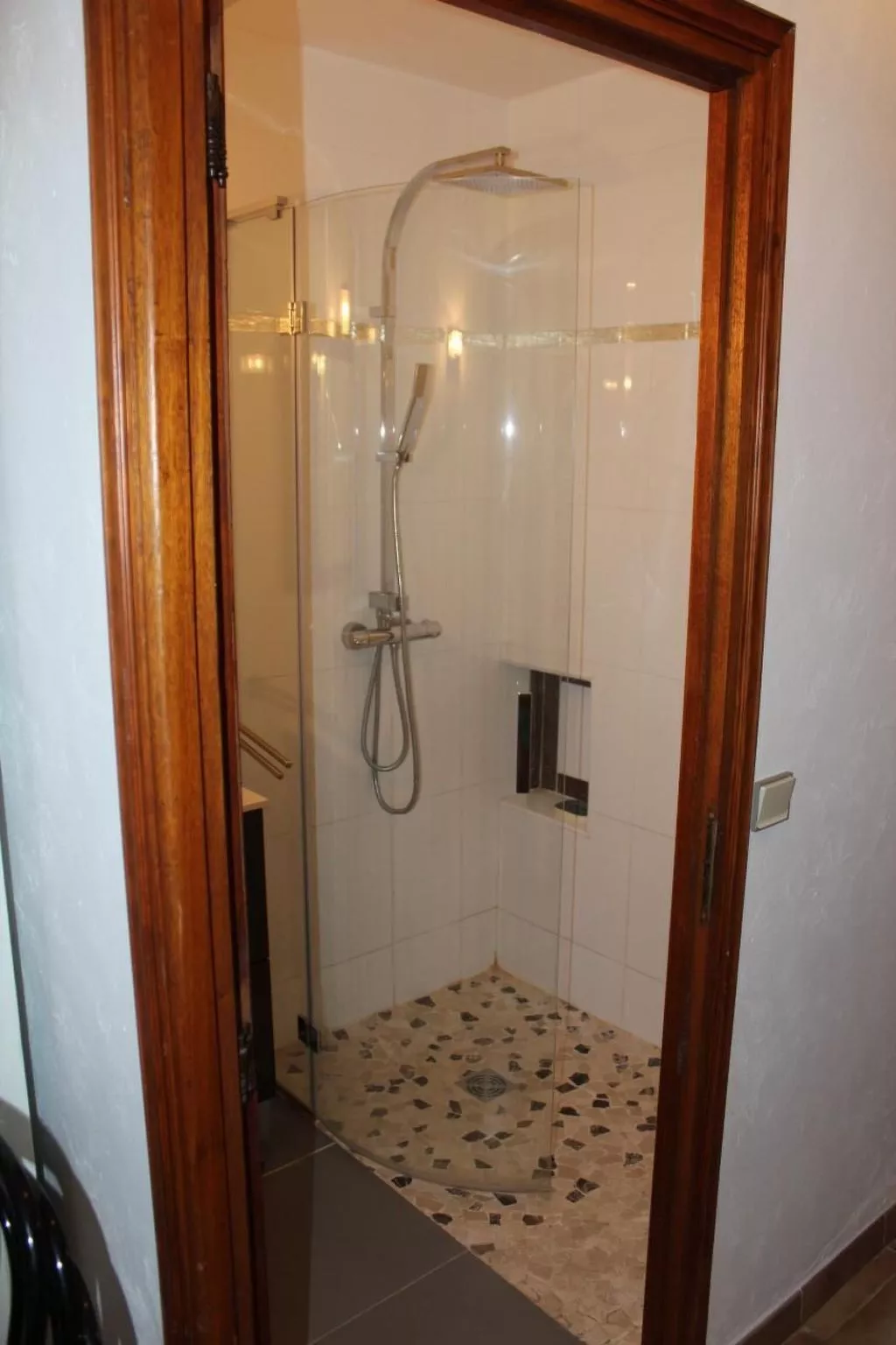 La Garonnette 12-Drinnen