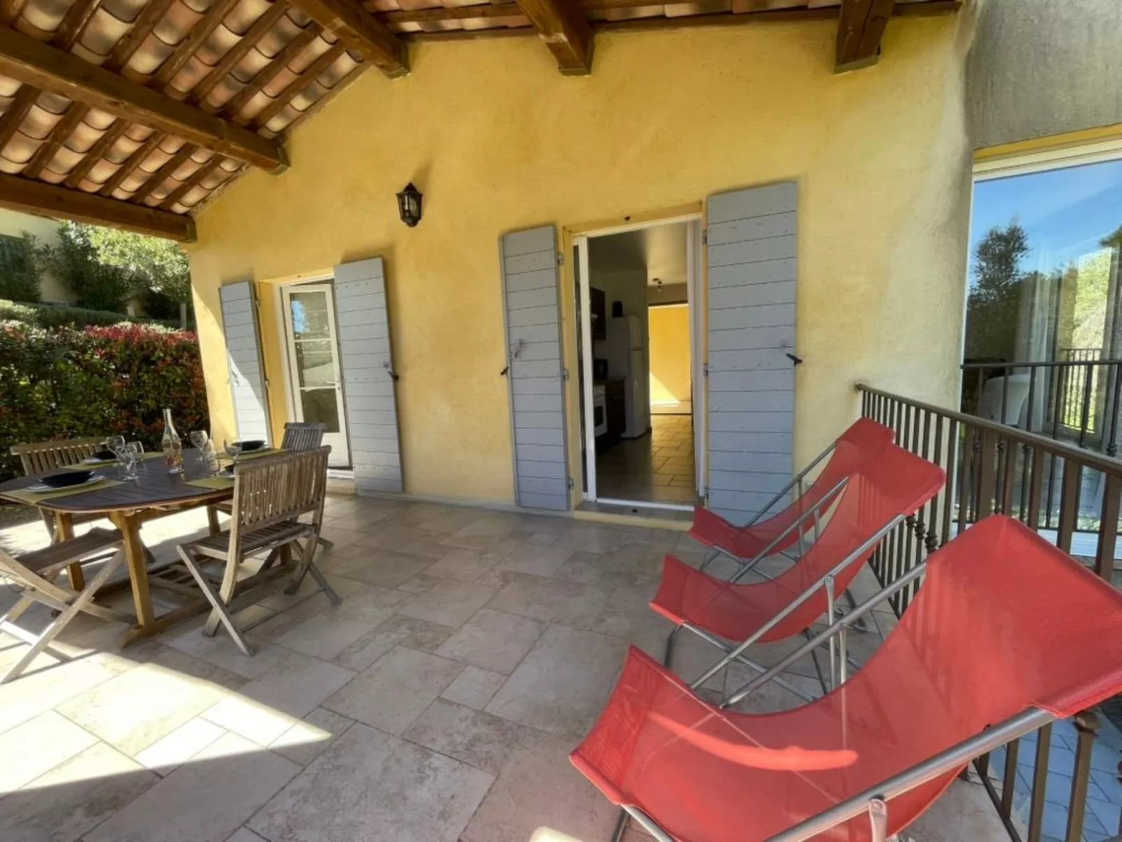 Apartment mit Pool Infinity-Image-tags.info