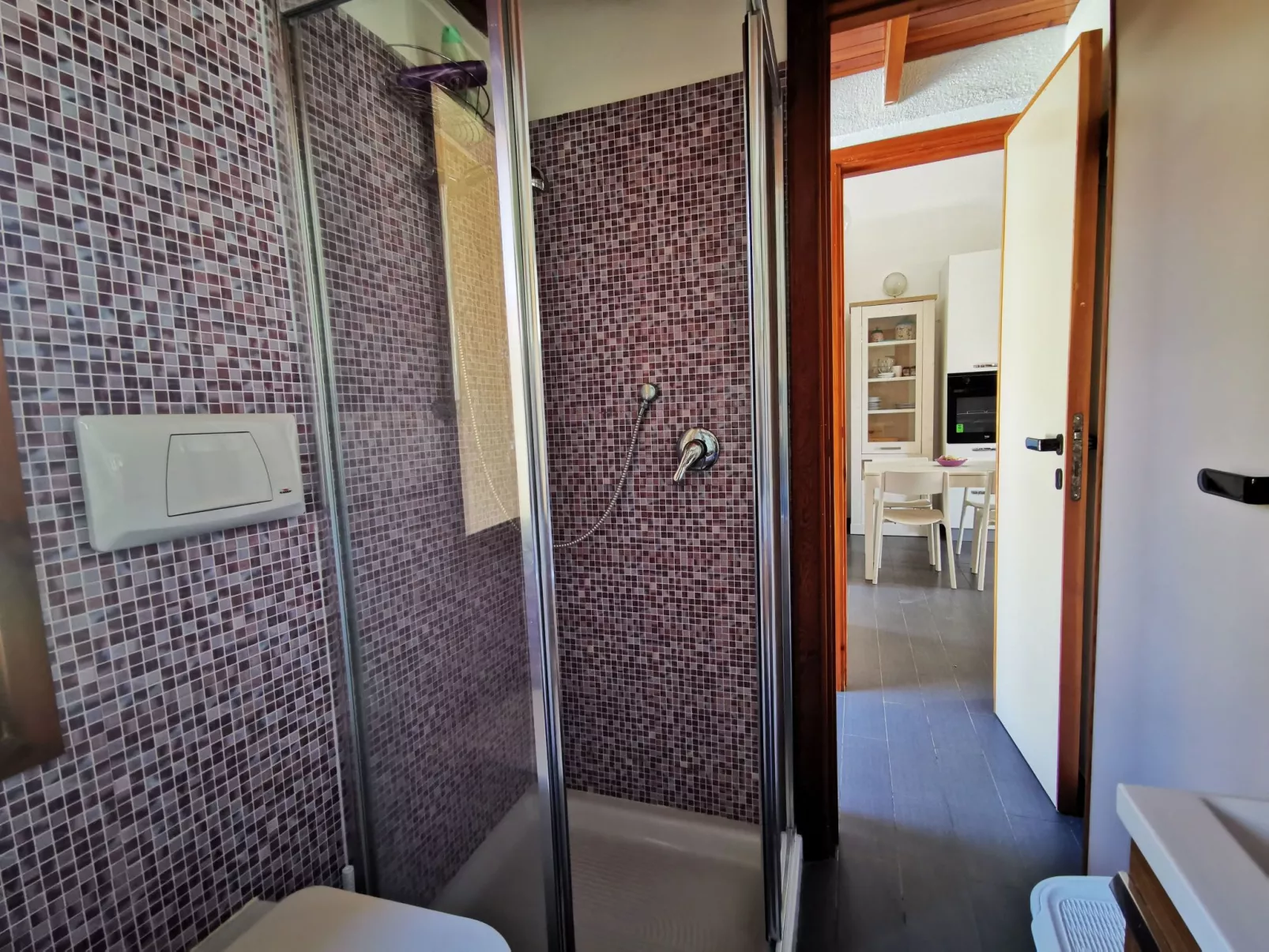 Mit Wasserblick-Drinnen