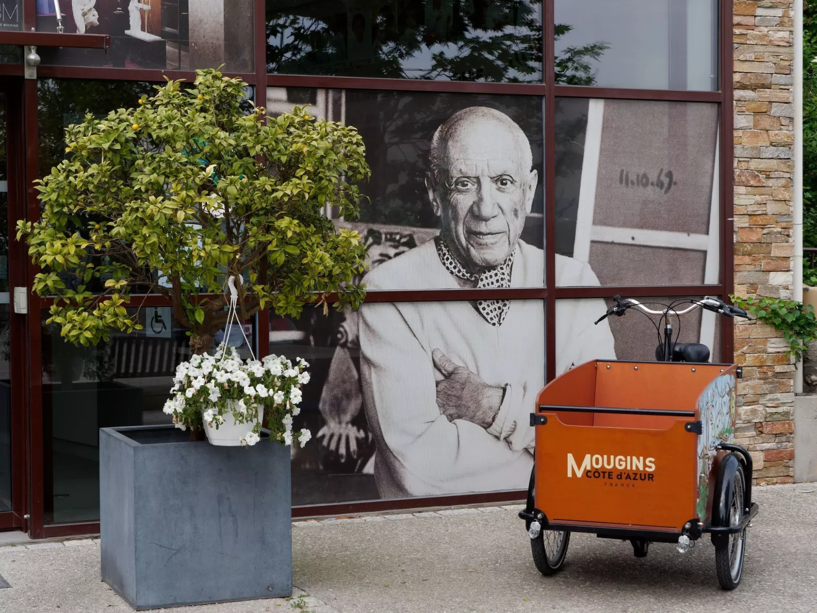 Moderne Wohnung in Mougins mit eigenem Garten-Outside