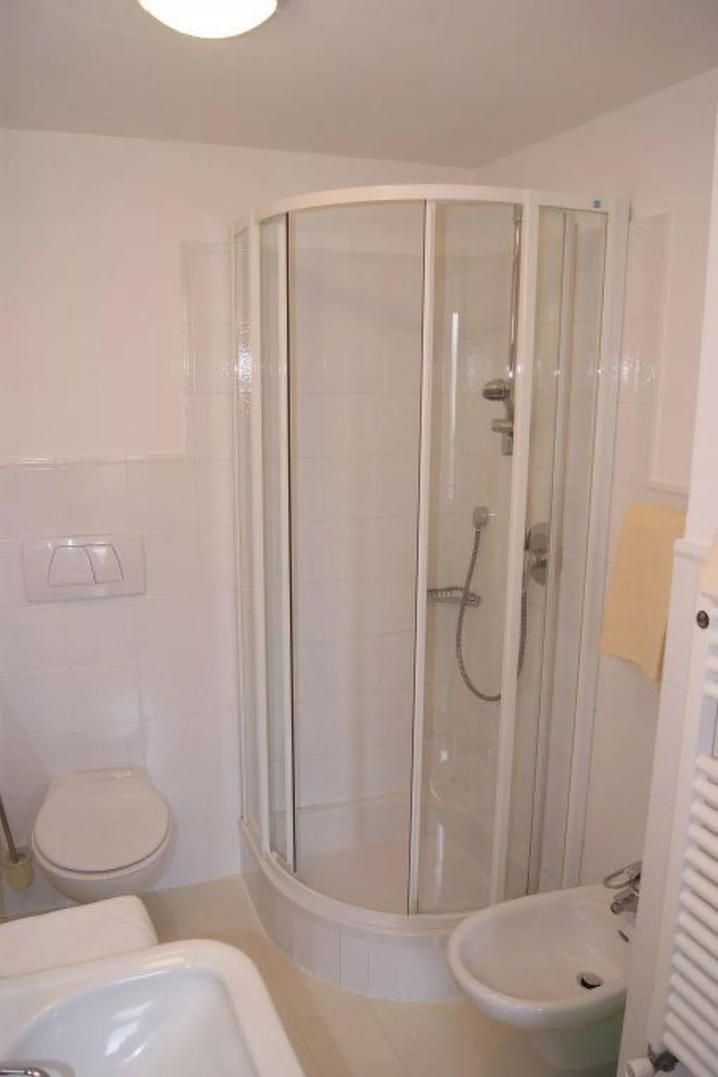 VILLA - LAURIN-Dedans