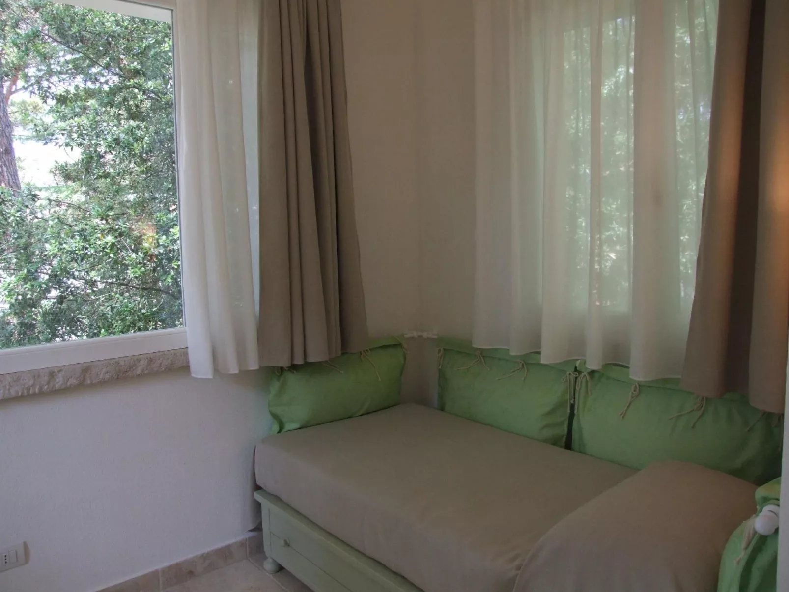 Iris' Wohnung mit Terrasse-Dedans