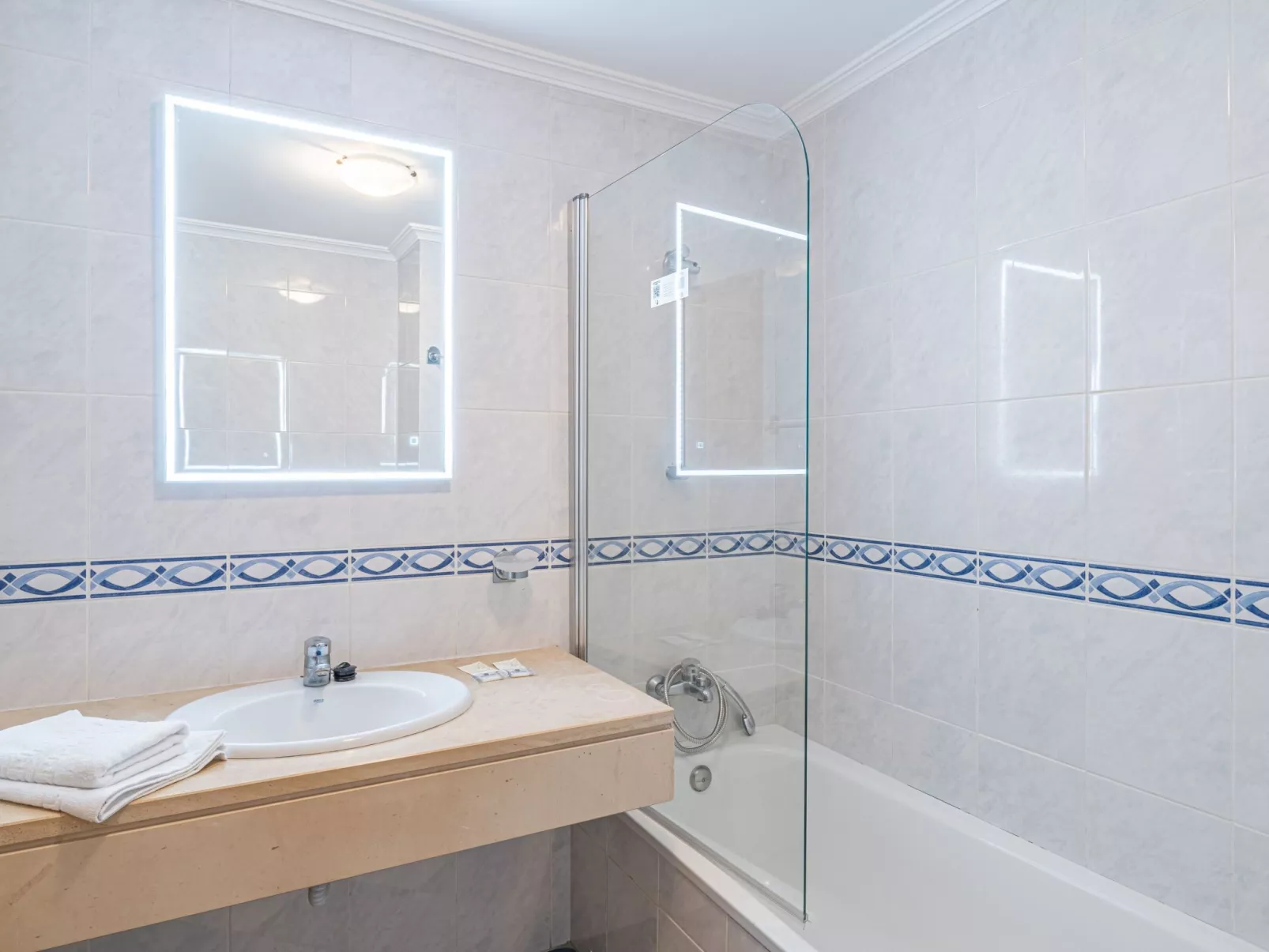 Appartement mit Meerblick-Drinnen