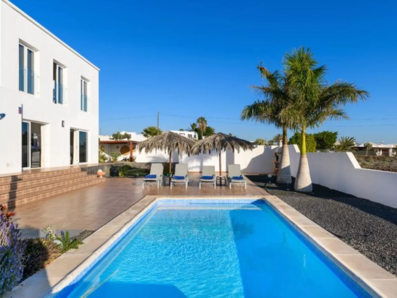 Villa Molinero-Draußen