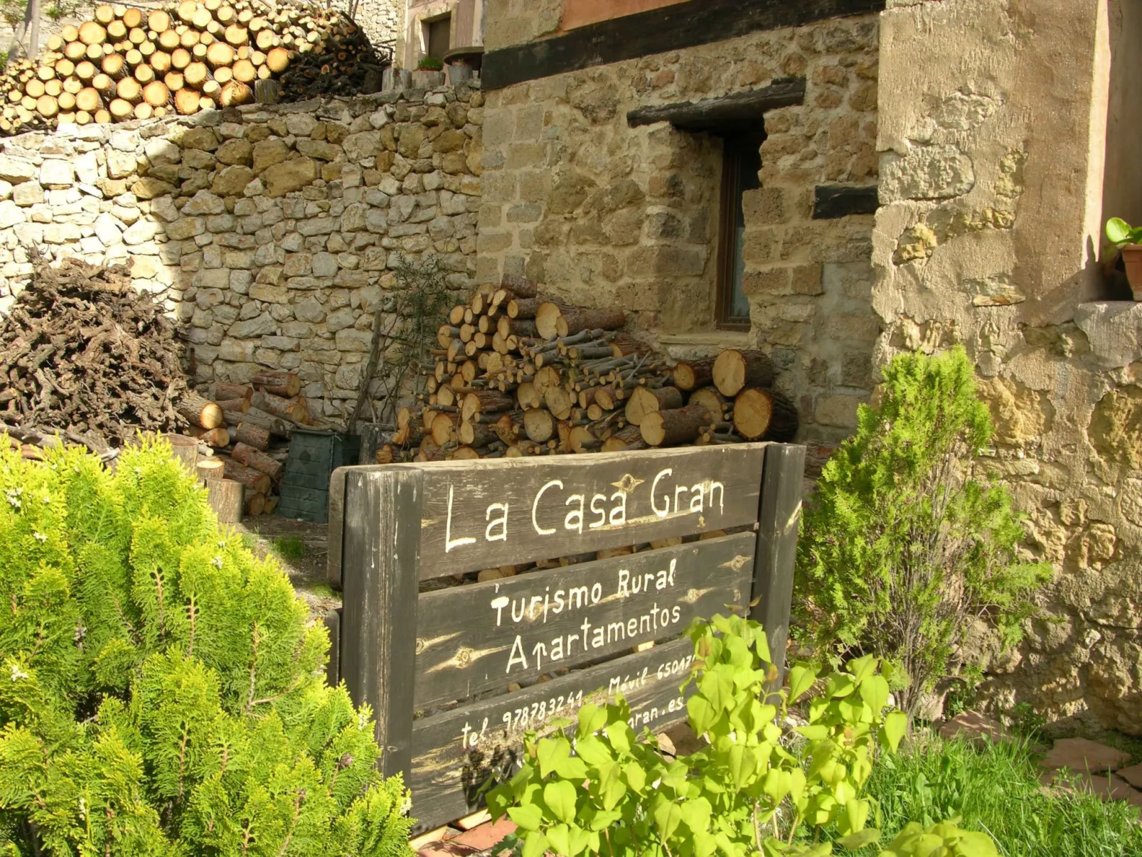 Wohnung Ebrón, Blick auf das Tal. - Outside