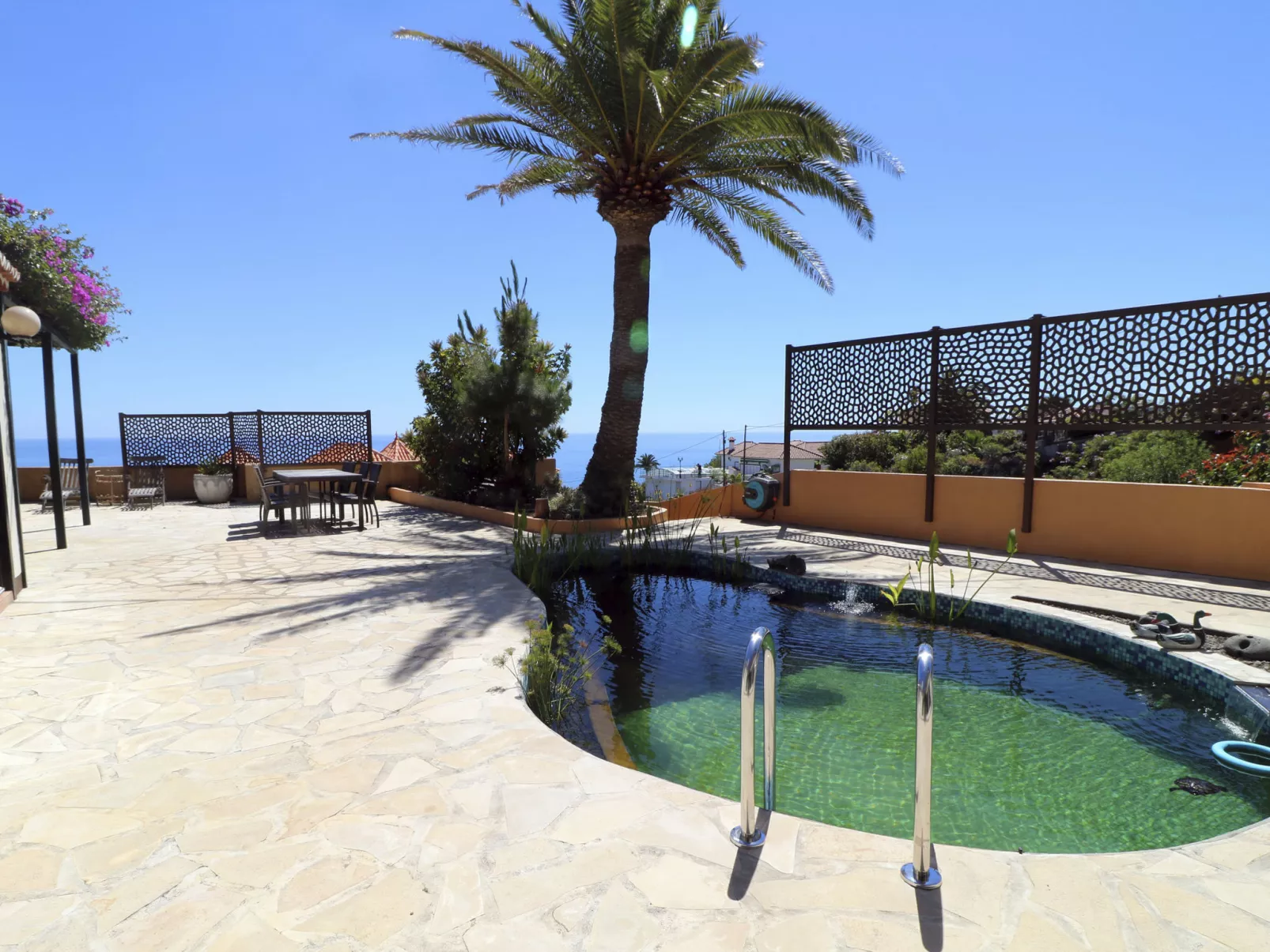 In Breña Baja mit Großer Terrasse-Outside