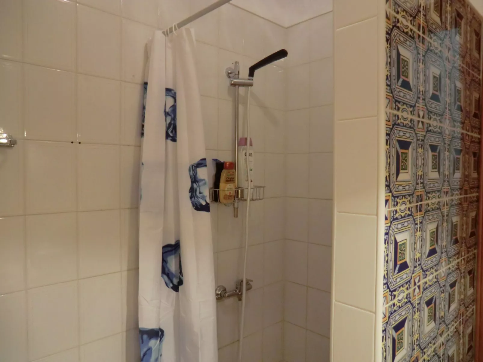 Ruhige Ferienwohnung mit Pool und Meerblick-Inside