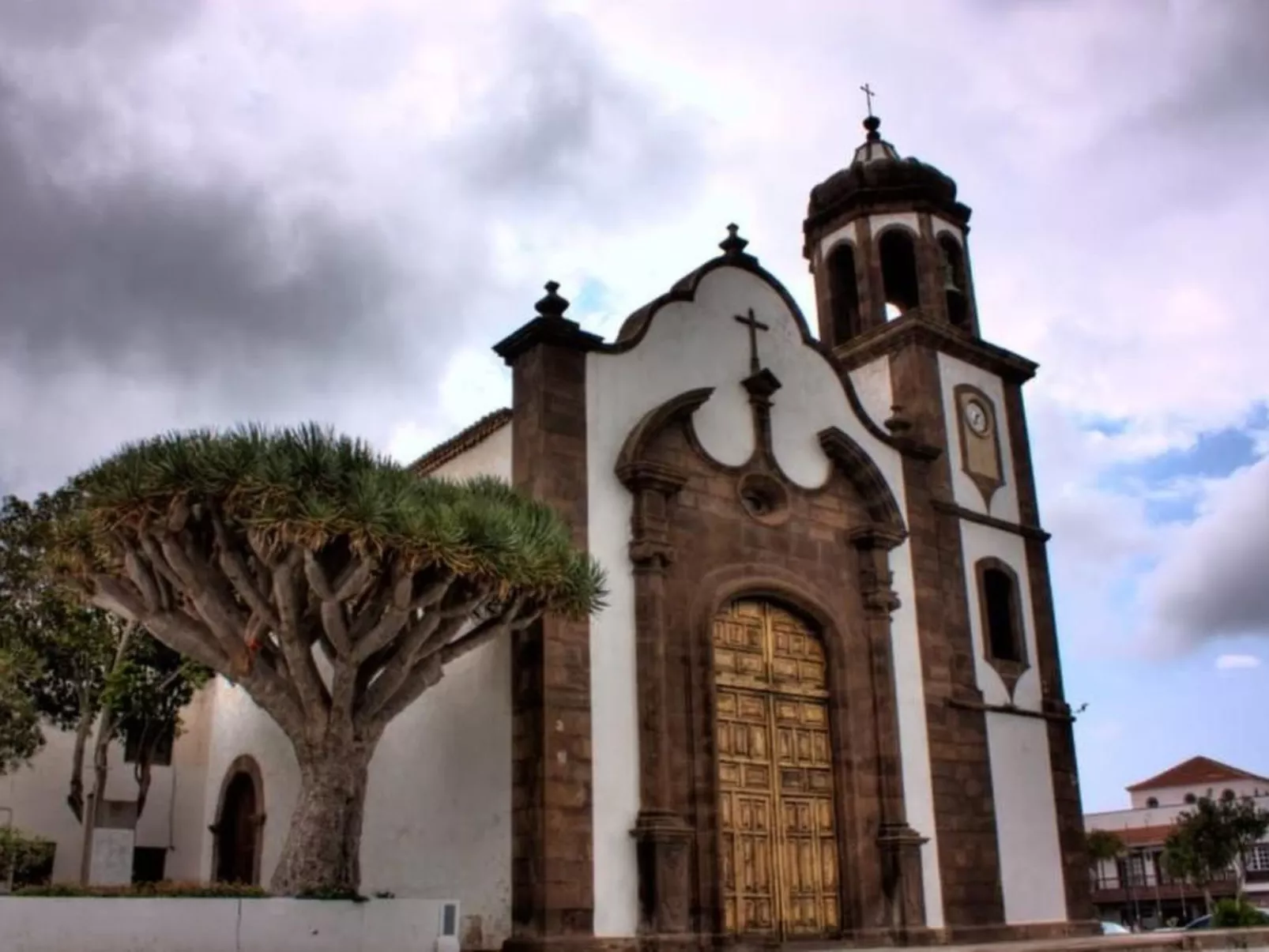 Schönes Haus mit Pool und Garten auf Teneriffa-Outside