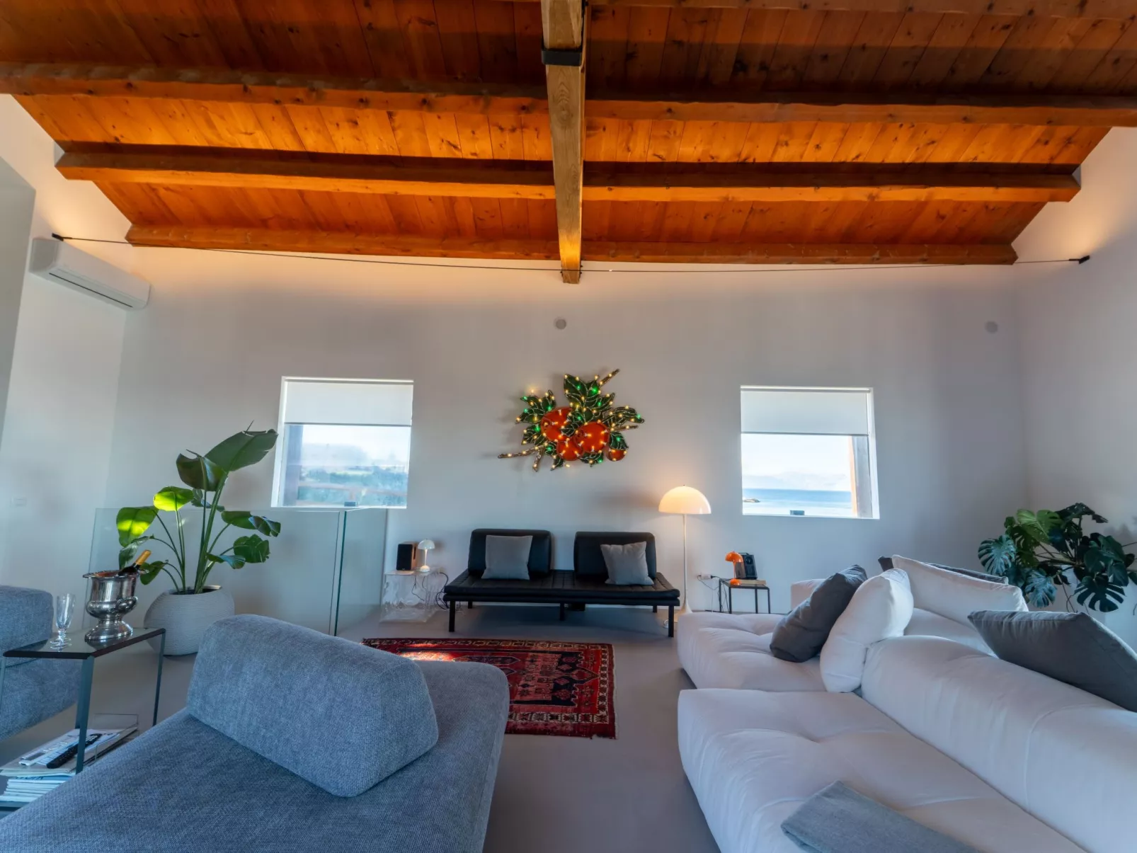 Luxuriöse Flucht mit Meerblick-Dedans