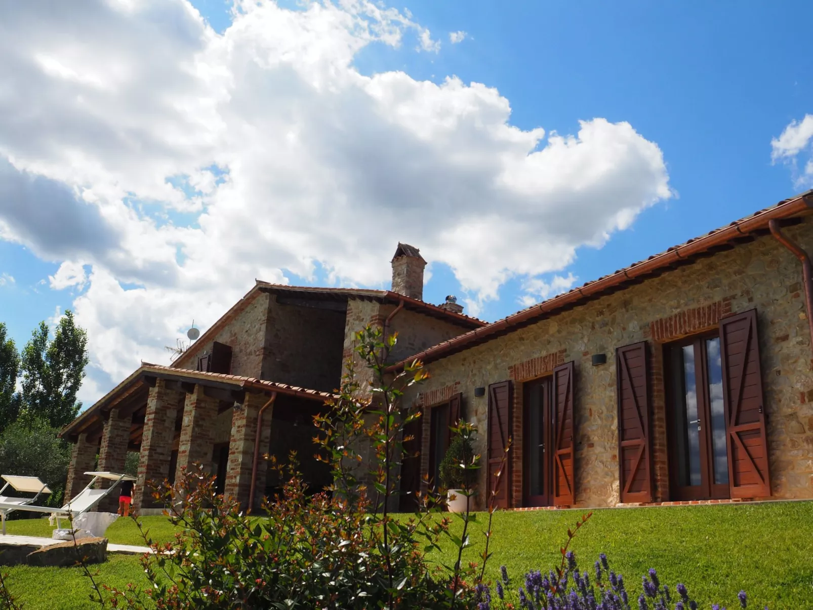 Casale Civitella mit Infinity-Pool-Draußen