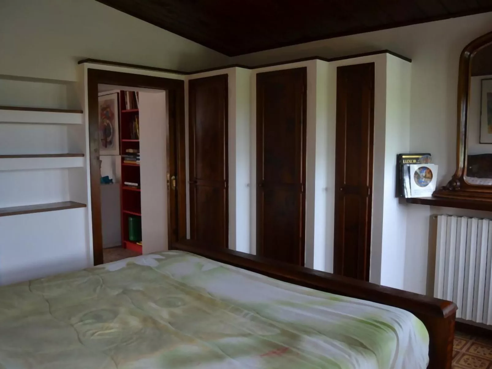 OWL Apartment - Pool - Ansichten - Kunst-Dedans