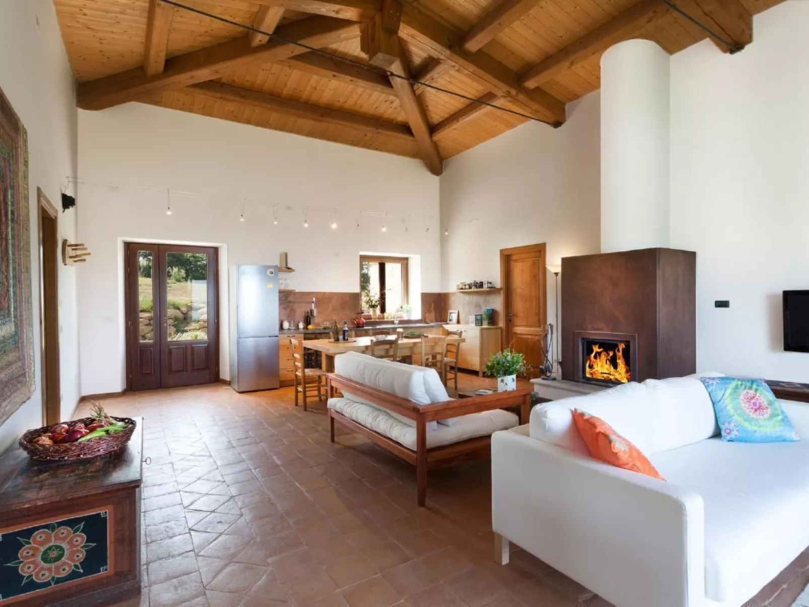 Freistehendes Haus mit privatem Pool-Dedans