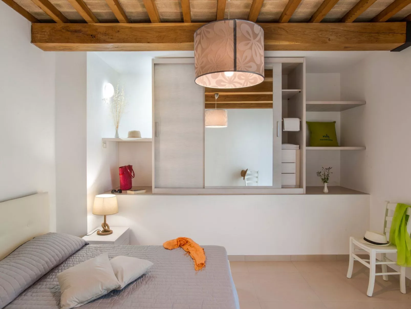 Acquanera - Marcheholiday, mit privatem Pool-Drinnen