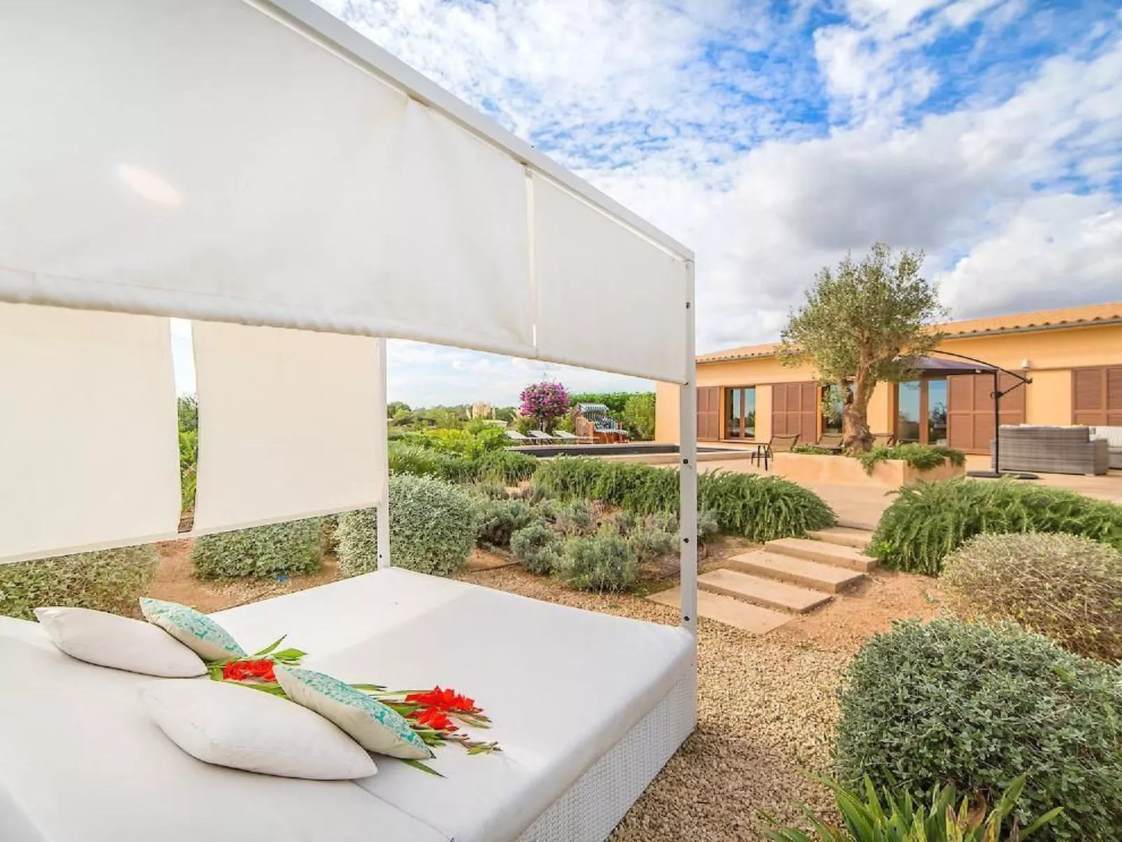 Tolles Ferienhaus in Campos mit Großem Pool-Dedans