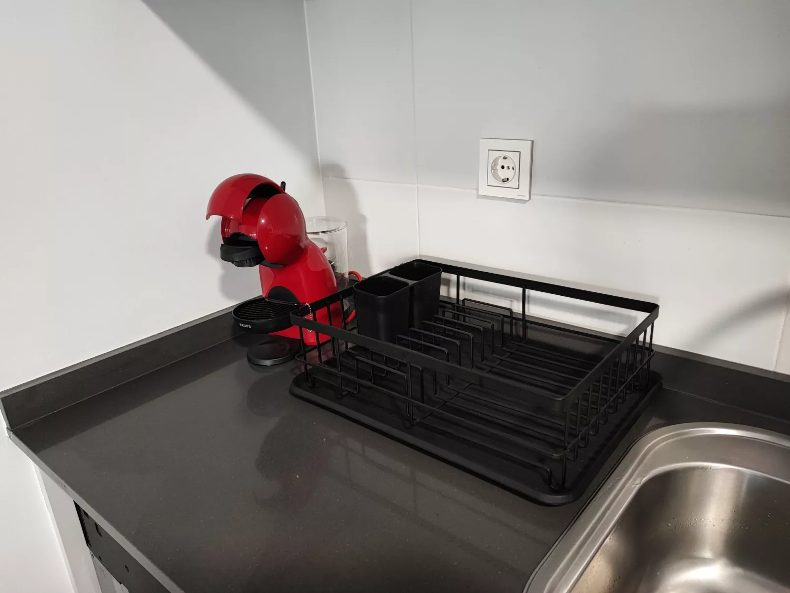 "La Invincible Moja" (Die unbesiegbare Moja)-Inside