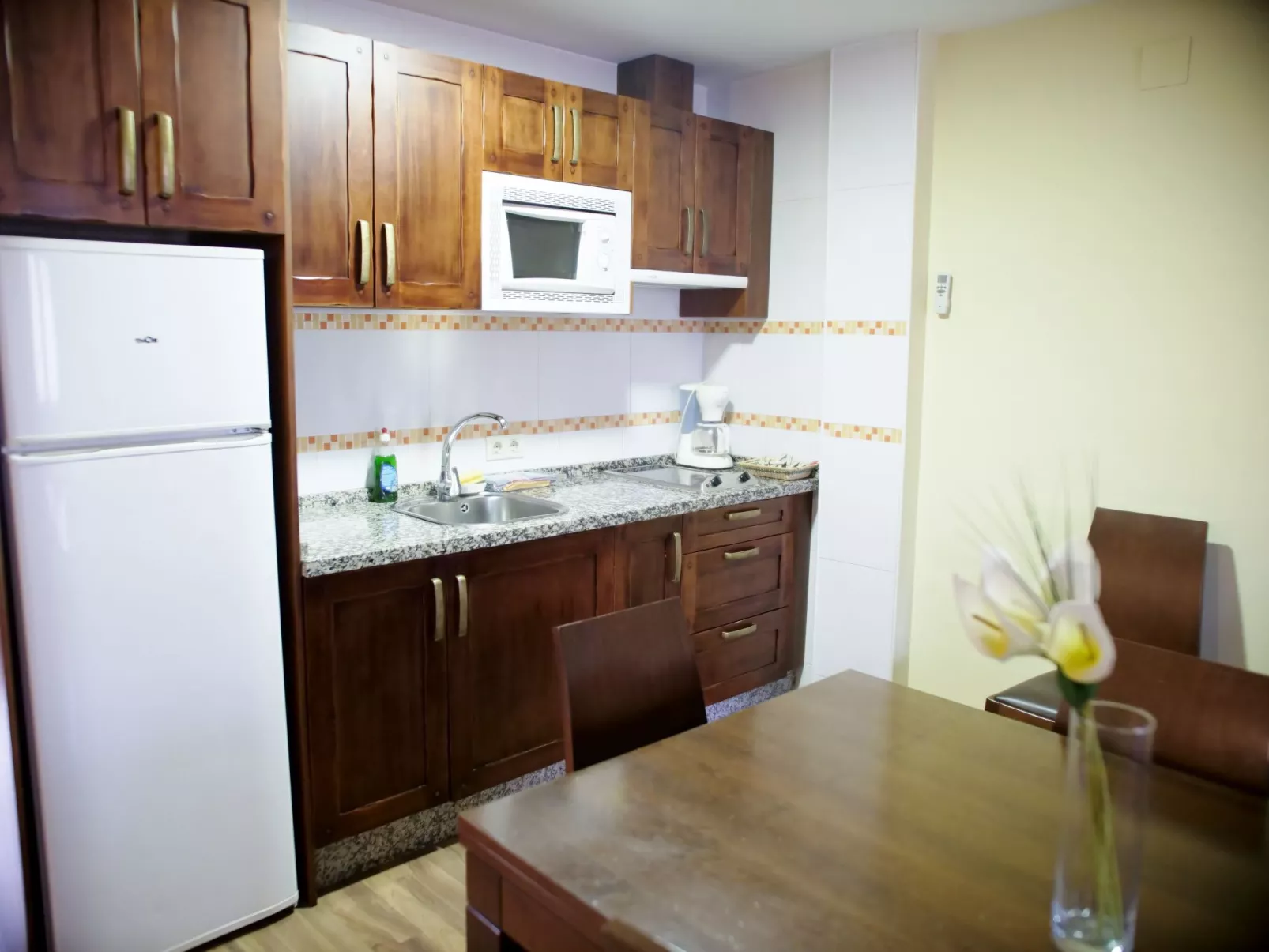 "Casa rural el Castillejo".-Inside