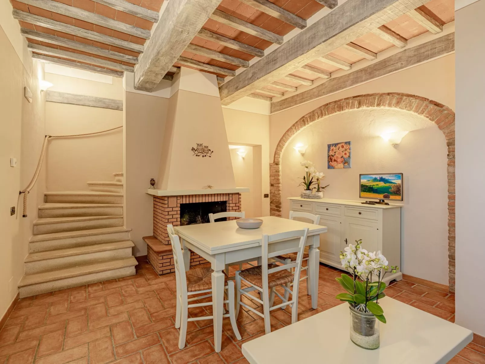 Flach 'Girasole Sanguineto'-Drinnen