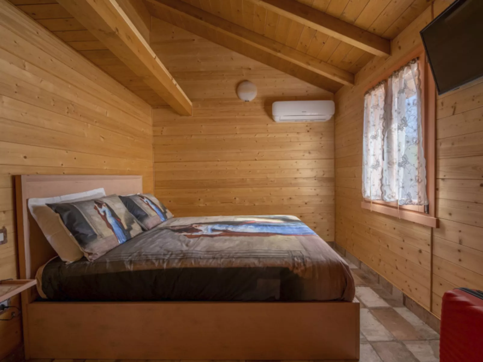 'Vindemia la salmon-Inside