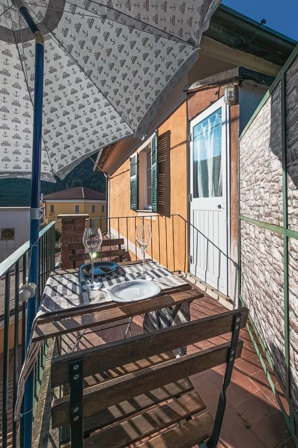 Strategisches Mikrohaus zwischen Cinque Terre und Portofino-Image-tags.info