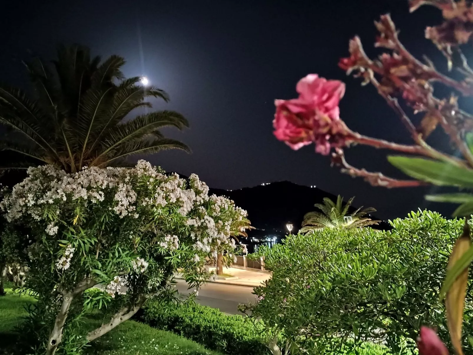 "Haus am Meer in Sizilien"-Image-tags.info